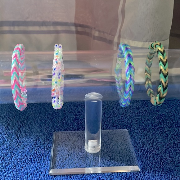 Multicolored Fishtail Bracelets - Picture 4 of 14